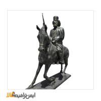 مجسمه میرزا کوچک خان